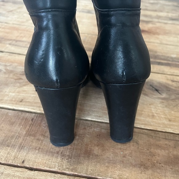 Stuart Weitzman Jump Peep-Toe Ankle Boot, Black-Size 8.5 - Picture 7 of 9